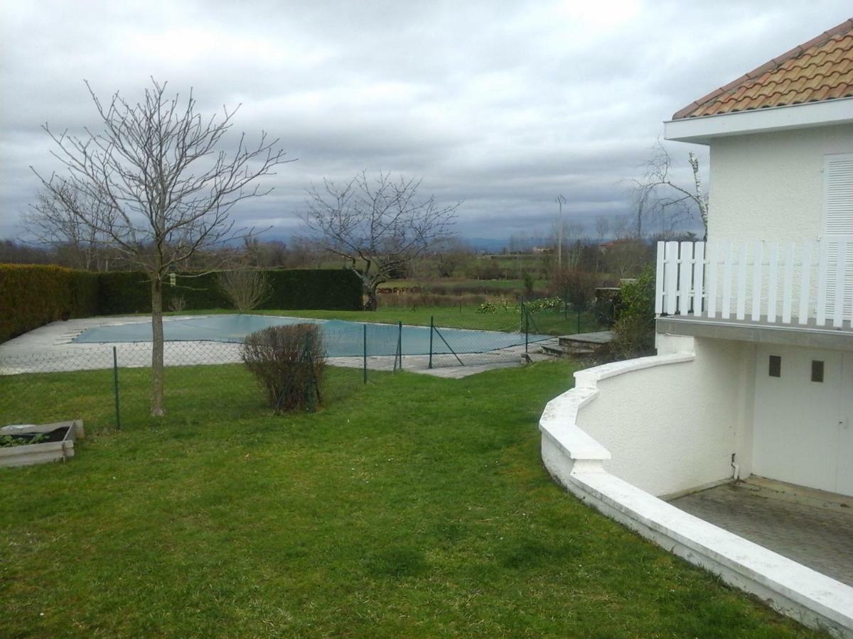 Les Varennes Bed and Breakfast Saint-Alban-les-Eaux Esterno foto